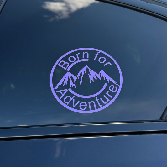Autoaufkleber „Born for Adventure“