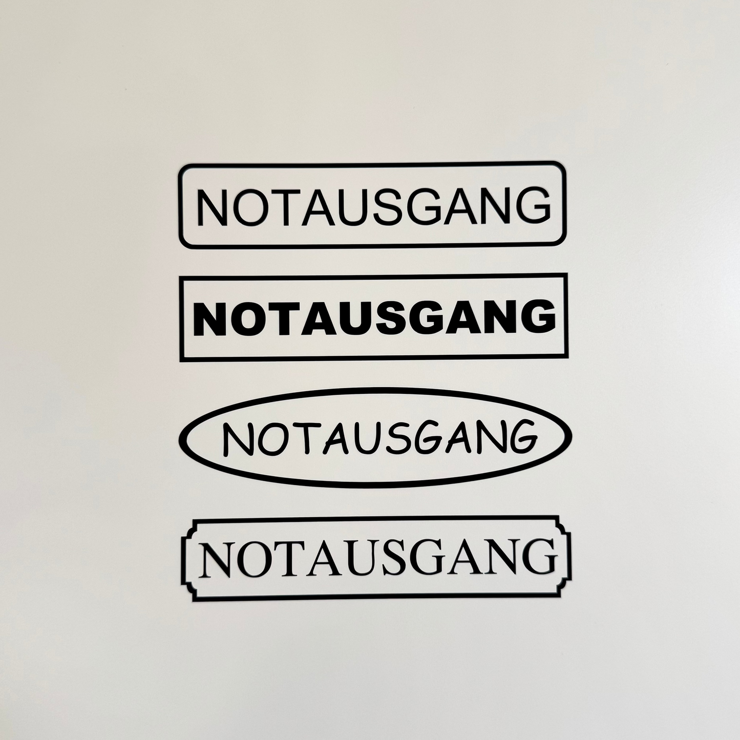 Hinweis-Aufkleber „Notausgang“